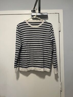 Vintage Buck Mason Navy and White Striped Long-Sleeve Knit